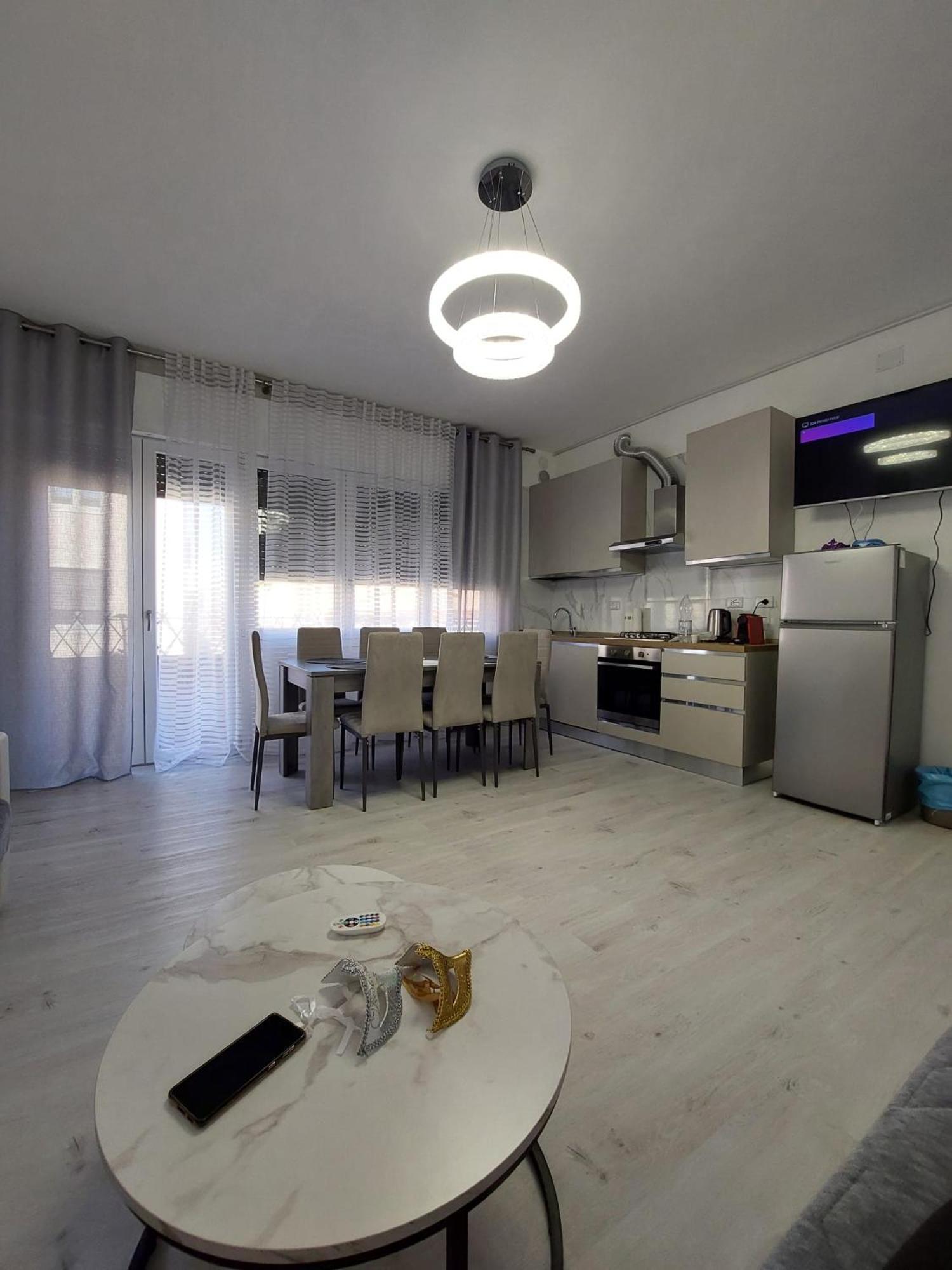 La Casa Di Aron Apartment *